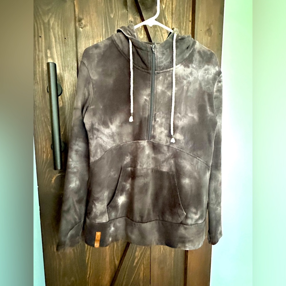 Women’s Ampersand 3/4 zip hoodie